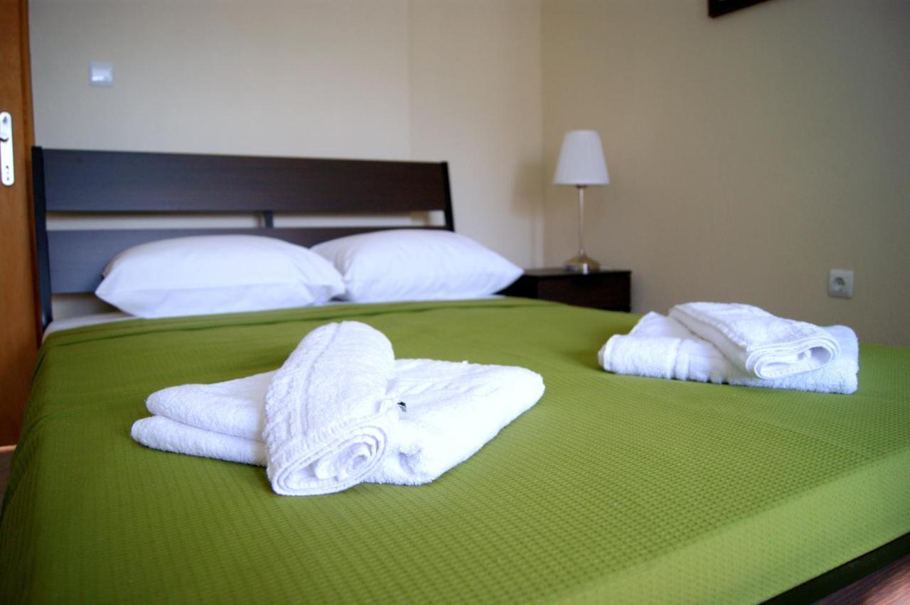 Simplicity At Iris Accommodation Psakoudia Zimmer foto